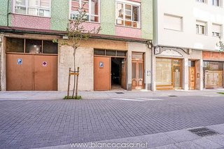 Local comercial en venta en Carballo