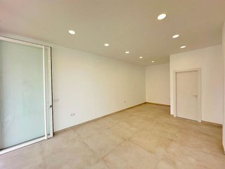 Local comercial en venta en Playa de Poniente en Benidorm