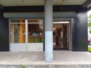 Se vende bar
