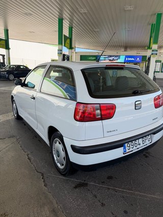 SEAT Ibiza 2001 SOLAMENTE 87.000 klm