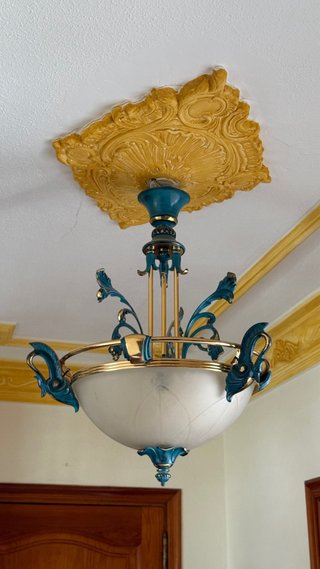 Lámpara de techo vintage dorada y azul