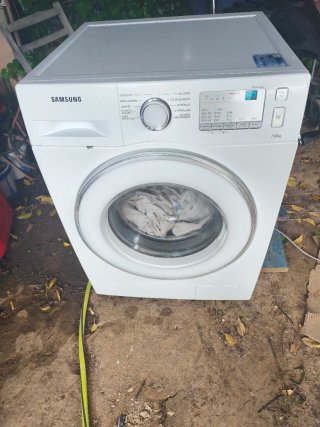 Lavadora Samsung 7k con pequeño fallo
