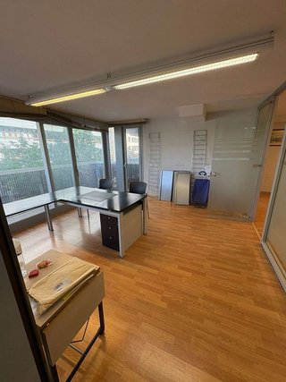 Oficina en alquiler en Eixample Nord – La Devesa en Girona