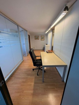 Oficina en alquiler en Eixample Nord – La Devesa en Girona