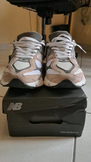New Balance 9060 beige/grigio