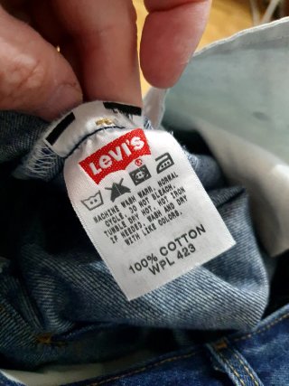 Levi's 501 W33 L34 Made in Haiti