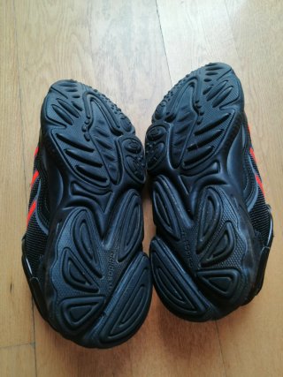 Zapatillas Adidas Ozweego Negras y Naranja Unisex