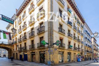 Local comercial en venta en Parte Vieja en San Sebastián-Donostia