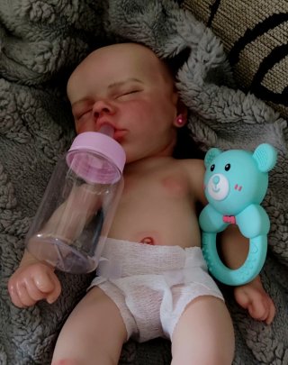 Bebé reborn silicona niña 33-34cm