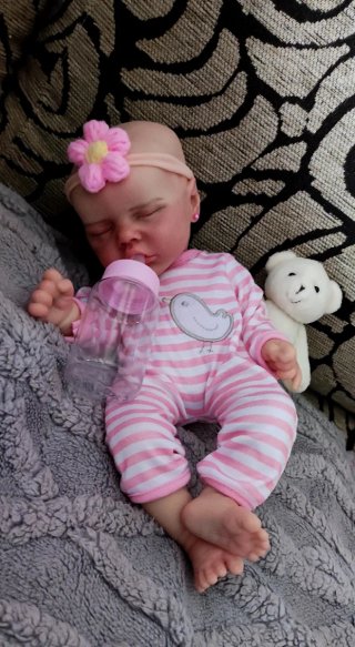 Bebé reborn silicona niña 33-34cm