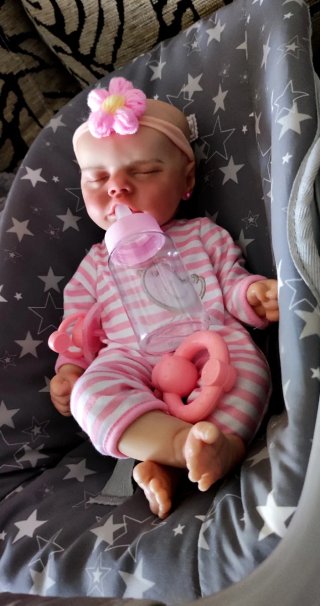 Bebé reborn silicona niña 33-34cm