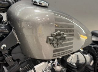 HARLEY DAVIDSON SPORTSTER FORTY-EIGHT