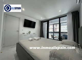 Piso en venta en Ensanche - Diputación en Alicante