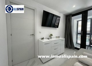 Piso en venta en Ensanche - Diputación en Alicante