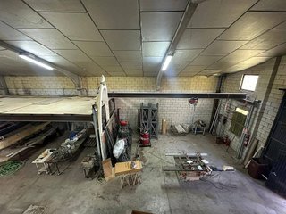 Nave industrial en venta en Olivenza