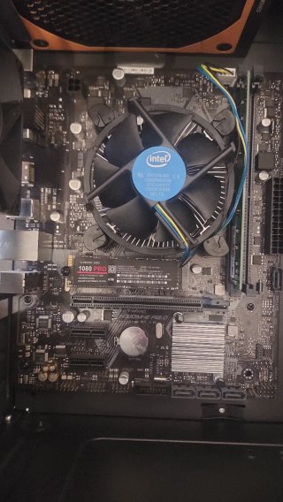 PC Gaming i5-9400 | GTX 1660 Super | 16GB RAM | 4T