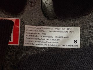 Casco + Protecciones (rodillas, codos, muñecas)