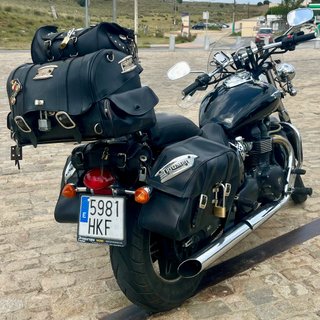 Triumph 900 speedmaster version 2011-2015