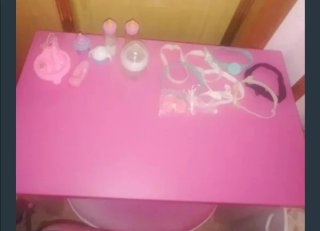 Cuna con armario, ropa y complementos