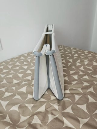 Bañera Stokke plegable con cuña de sujeción