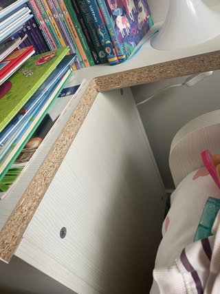 Escritorio juvenil blanco y rosa