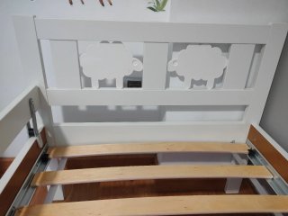 Cama infantil madera Ikea Kritter (70x160) sin uso