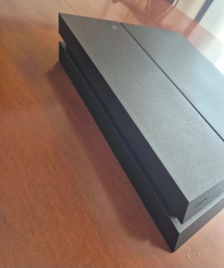 Sony PS4 Standard Nera
