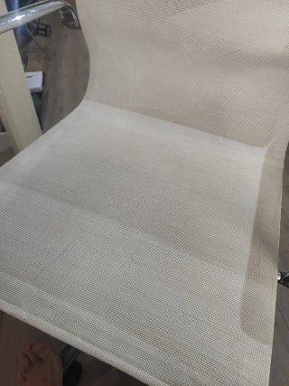 Silla escritorio de oficina plateada y blanca