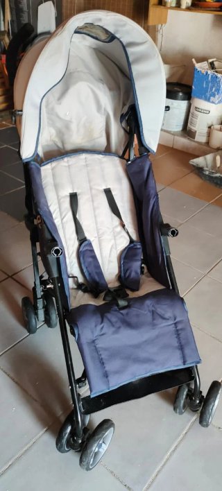 Carro de bebé, trona y parques infantiles