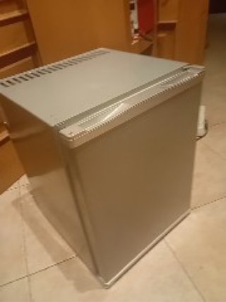 Nevera pequeña 55x45