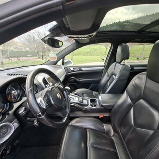Porsche Cayenne 2010