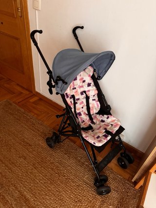 Silla de paseo ligera, de palos