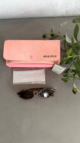 Gafas de sol Miu Miu Tortoise