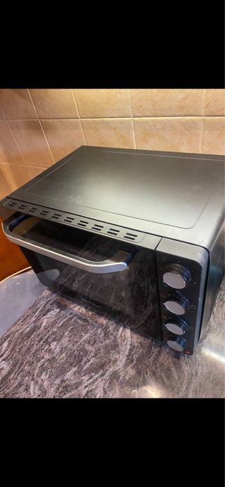 Mini horno eléctrico negro