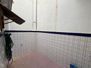 Local comercial en venta en Tavernes de la Valldigna