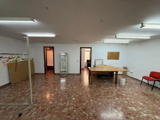 Local comercial en venta en Tavernes de la Valldigna