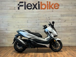 Honda Forza 350