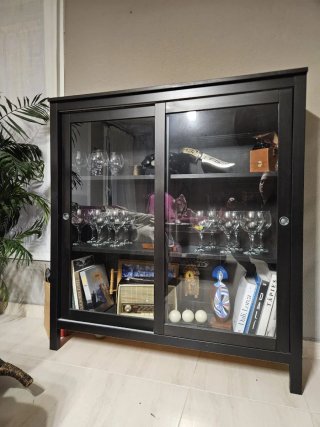 Vitrina Ikea Hemnes Negra Cristal Madera