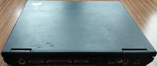 Portátil Vintage IBM ThinkPad Pentium III Negro
