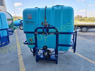 EQUIPO AGRICOLA SUSPENDIDO 1500 L
