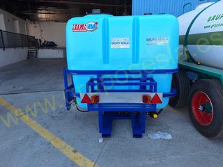 EQUIPO AGRICOLA SUSPENDIDO 1500 L