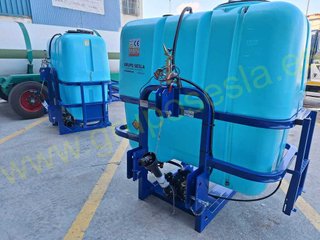 EQUIPO AGRICOLA SUSPENDIDO 1500 L