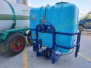 EQUIPO AGRICOLA SUSPENDIDO 1500 L