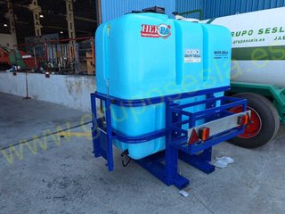 EQUIPO AGRICOLA SUSPENDIDO 1500 L