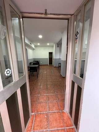 Local comercial en alquiler en Centro - Desierto - Arrontegi en Barakaldo