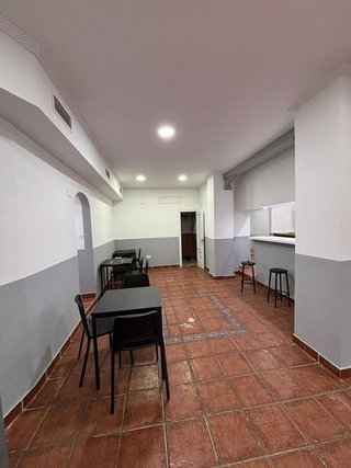 Local comercial en alquiler en Centro - Desierto - Arrontegi en Barakaldo