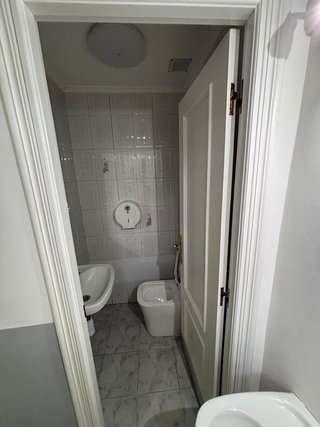 Local comercial en alquiler en Centro - Desierto - Arrontegi en Barakaldo