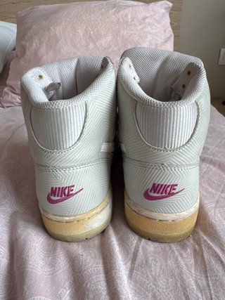 Nike caña alta grises y rosas