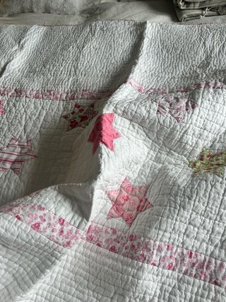 Colcha infantil Amelia Aran estrellas