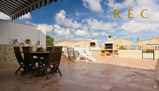 Casa adosada en venta en Nucia (la)